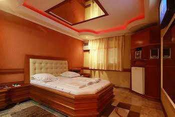 Delirius Motel (Adults Only) 圣保罗 外观 照片